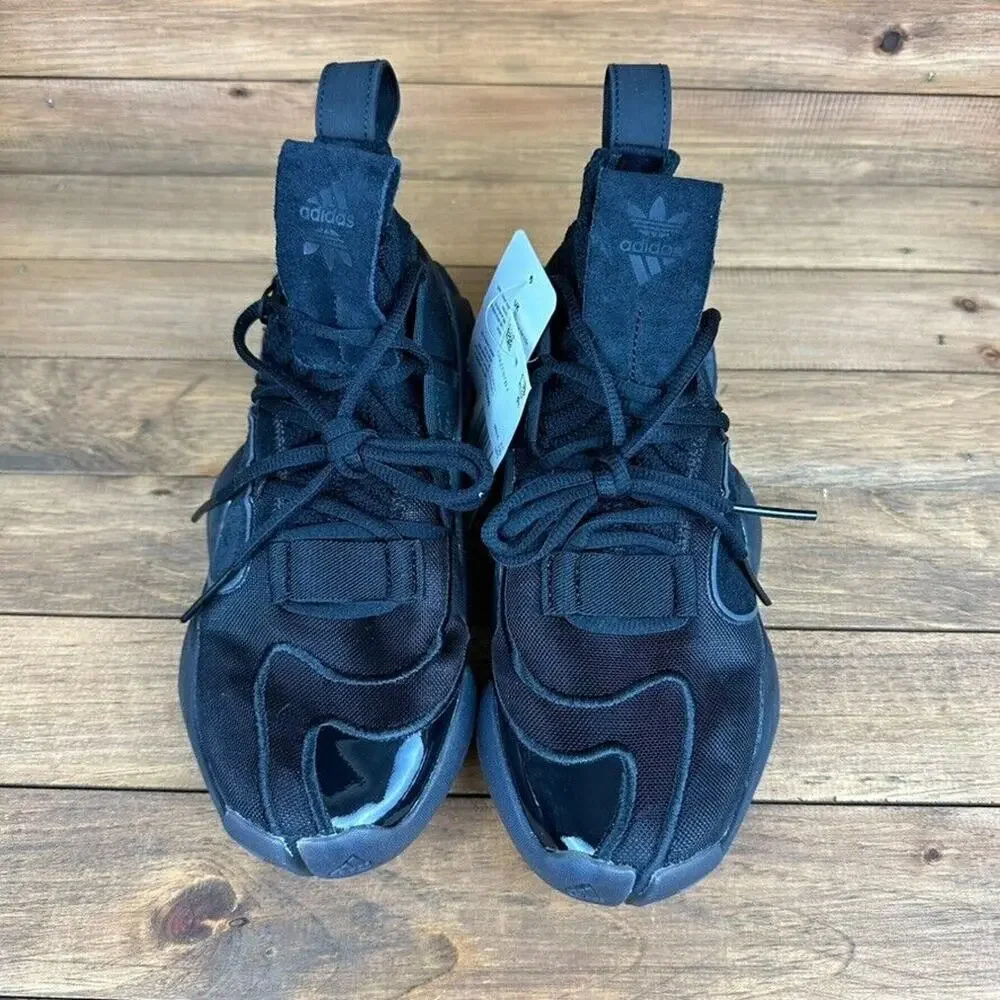 NEW Adidas Triple‎ Black Crazy BYW Basketball Shoe Size 5Y, Women 6.5 (EE5999)